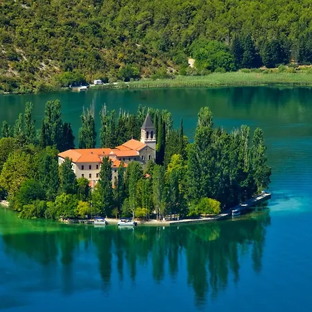 Masa With Heated Pool Near Krka National Park Vakantiehuis *