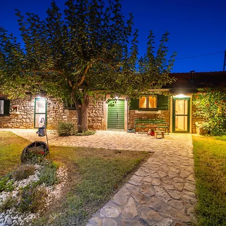 New! Masa With Heated Pool Near Krka National Park * Ljubotic