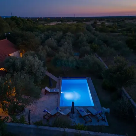 New! Masa With Heated Pool Near Krka National Park