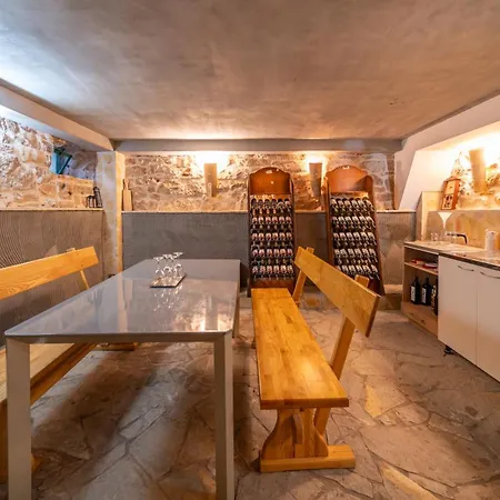 New! Masa With Heated Pool Near Krka National Park בית נופש Ljubotic