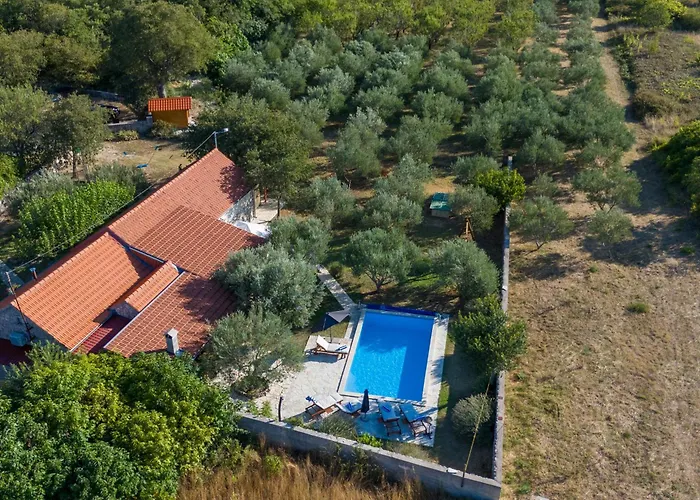 New! Masa With Heated Pool Near Krka National Park
