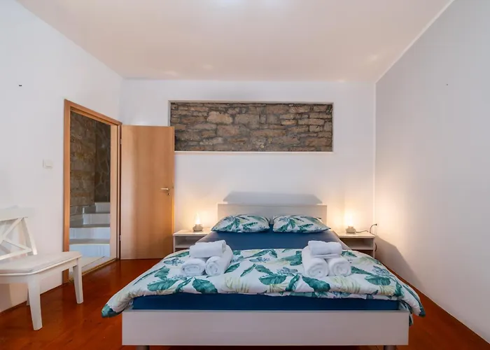 Casa de Férias New! Masa With Heated Pool Near Krka National Park Ljubotic