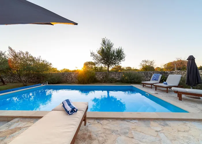 New! Masa With Heated Pool Near Krka National Park Casa de Férias